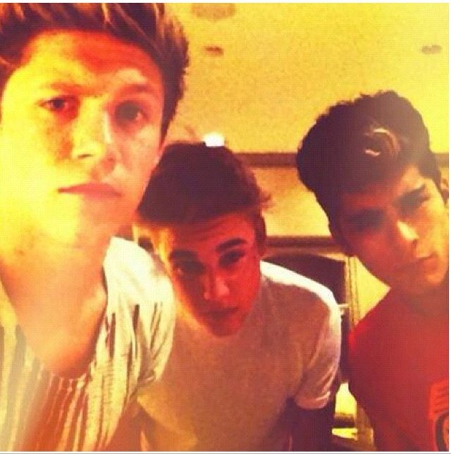 I saw @Justinbieber on the 7th MAY 2011 on his my world tour! Best concert EVER! Also going to BELIEVE on 8 December! I also love @onedirection!