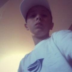 dj3axapr's profile picture. Очень сильно люблю когда мне пишут в лс в twittere.*