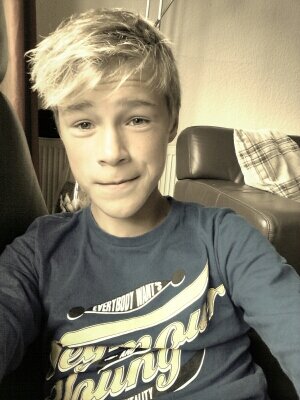 WLMtimes!!*KUDSITE*Muziek*Ps3*bangeschijter*13jaartjesjong*durak*ik ben gewoon gek..*