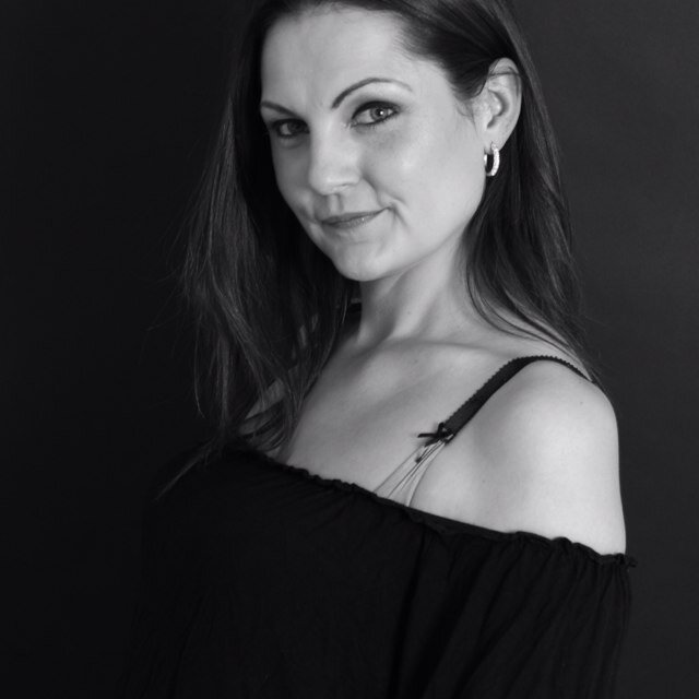 My busy life which entails of 5 kids, 3 dogs & a mother to look after plus i work for 3D lipo Cheltenham in the health and beauty sector in cheltenham.