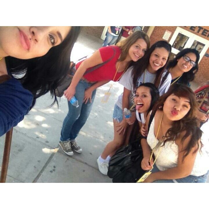Somos buchonas y que ? ;) We're down , but who doesn't know that :*