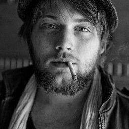 Danny / singer of a band called Asking Alexandria /