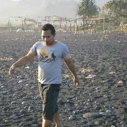 wiwidAhay's profile picture. 