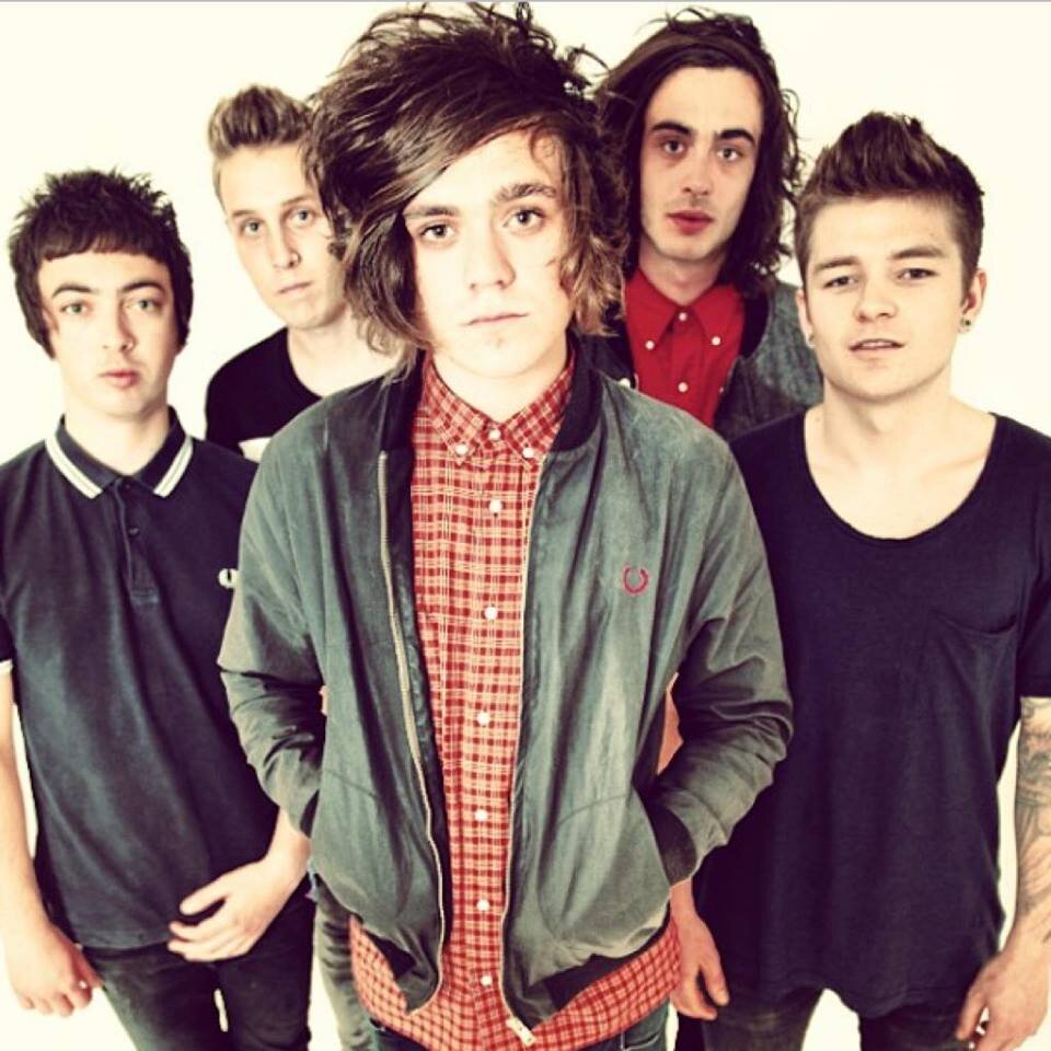the telescreen aka my life - @frankiecocozza followed 25/8/13 ♥