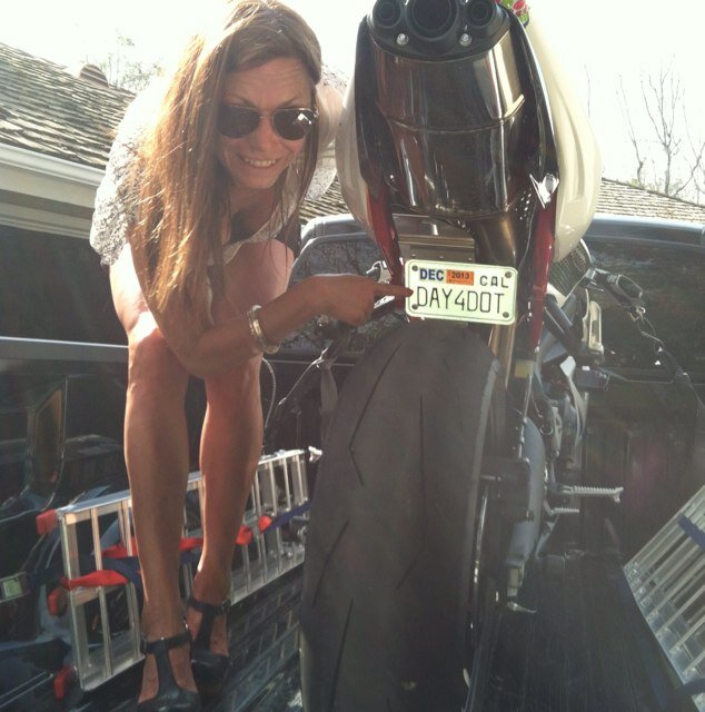 day4dot's profile picture. Love my girls, my pacemaker, running and all things of 2 wheel nature ❤️