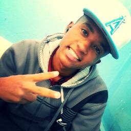 ''FUTEBOL''Mlk Guerreiroo , Ousadooo e Feliz . Sou iluminado Por DEUS ! e Servo de DEUS !