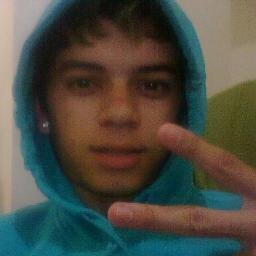 Não desanima não, que jah esta te ouvindo: Quem plantou chorando,vai colher sorrindo! ;]