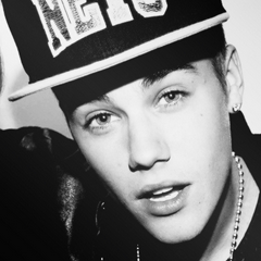 `` relaxa e goza pq a demi é gostosa ´´