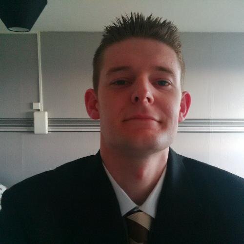 I am 27 And from Glasgow, love F1 and football going to the gym and ofcorse my lovely girlfriend Claire