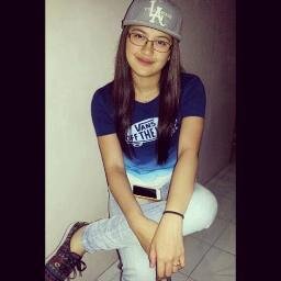 Athlete-Singer-JulieAddicts-AlyssaFan