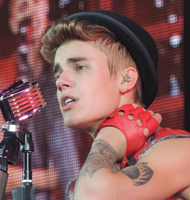 @justin you are my idol belieber forever its my dream to meet you or be your OLLG i am proud of you you have done so much believe tour 2/3/13