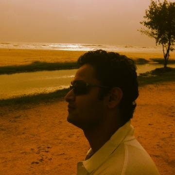 Planeteer, Sports lover, Entrepreneur...A Traveller on the Journey of Life!!