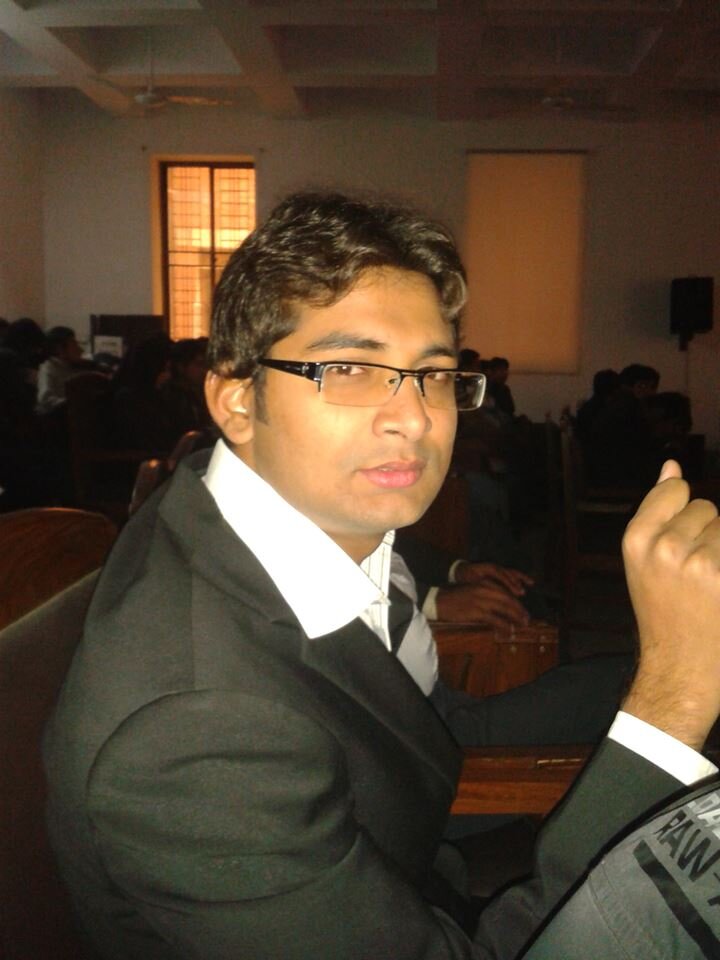 semisun65's profile picture. engineering student in UET Lahore, love those who are respectable and lovable, hate those who show attitude, very sensitive, can be impressed easily