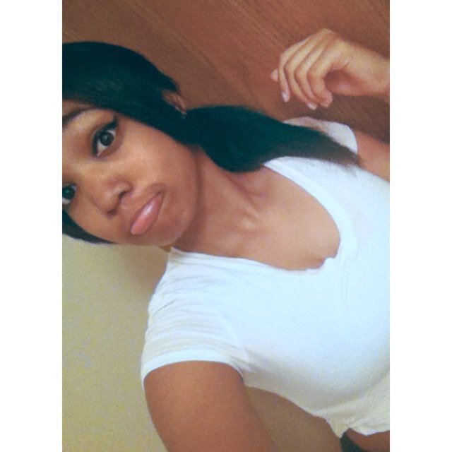 Young Yanna Ima QUEEN ... Better yet just call me QUEEN YANNA BOW DOWN BITCHES aha