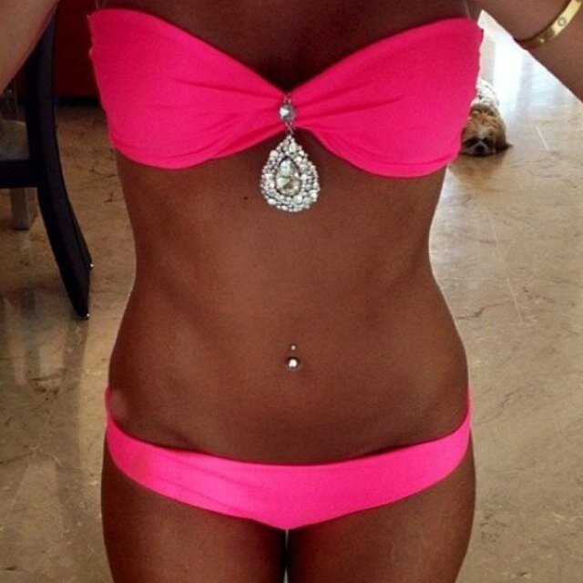 WorkoutWonders's profile picture. I have one year to transform myself. This is my journey.