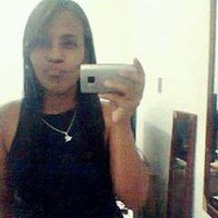 Tenho 16 anos , e louvo e engrandeço o nome do Senhor Jesus (: