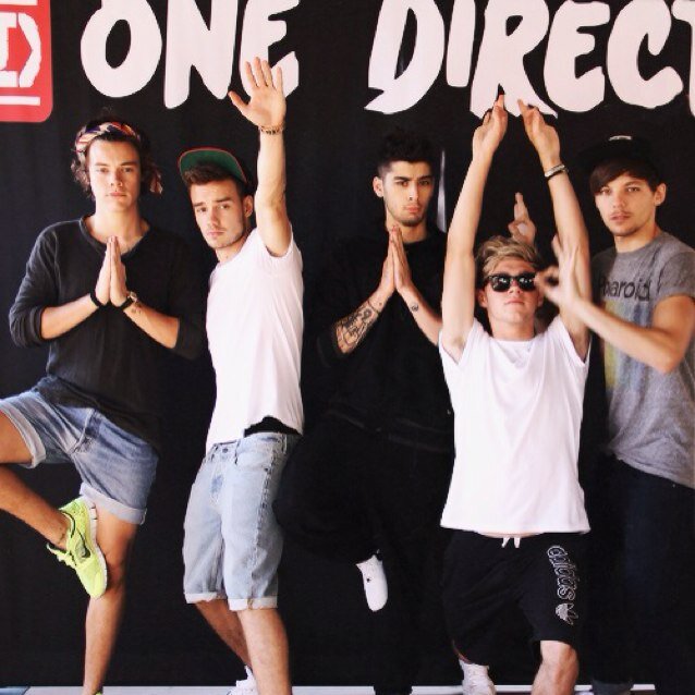 Follow @maria_ahsan99 bc i gave u a free follow and she follows back :3