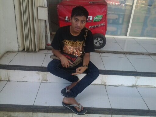 dherr77's profile picture. kecepatan adalah kehidupan,,, i like spedd