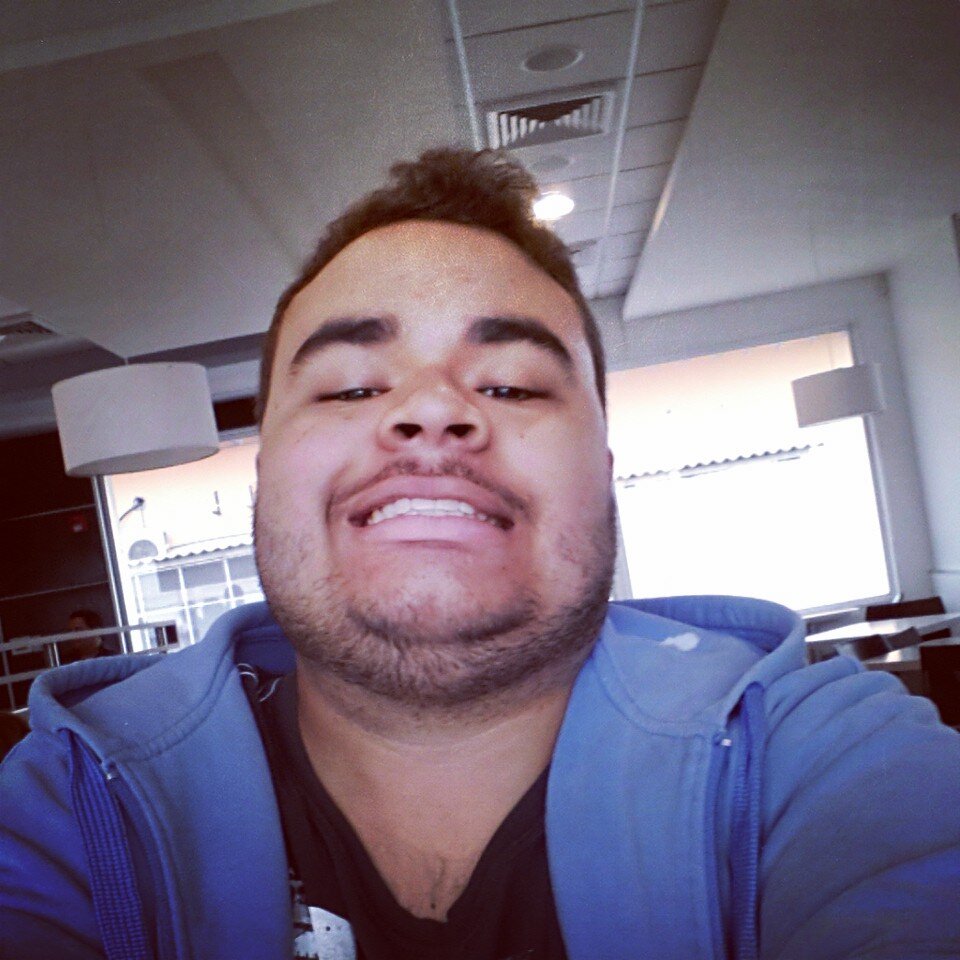 Dreamer...Industrial Design Student, Music Lover. Because live is nothing without music. 
Art lover, Tattoos fanatic