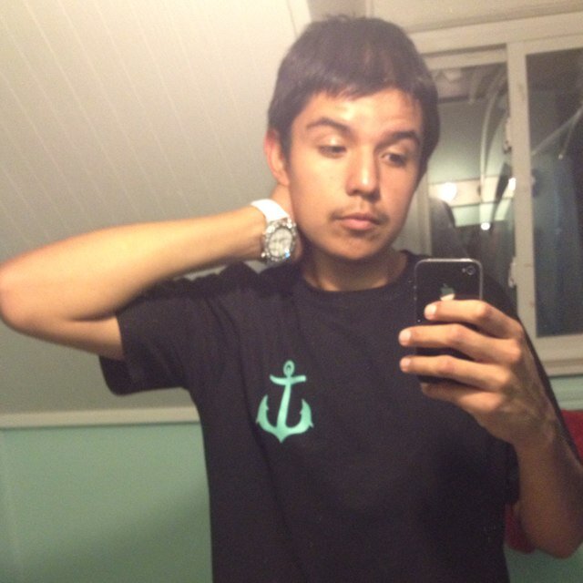 FOLLOW me lL Follow Back