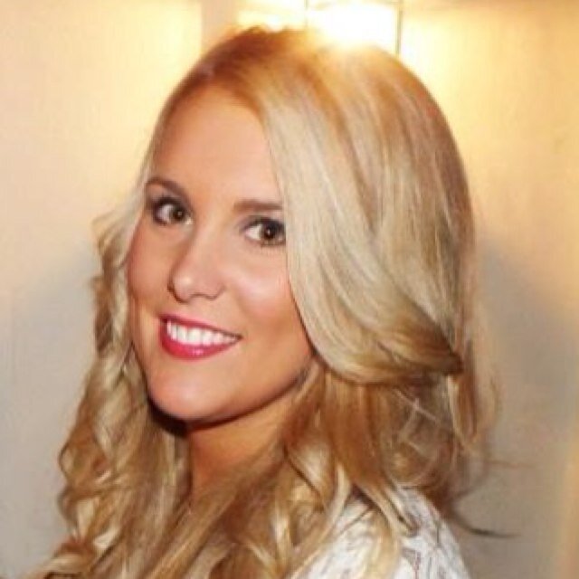 Works in marketing. Lover of food, wine and the outdoors. Mum to Louisa, chicken keeper and self-confessed crazy cat lady!