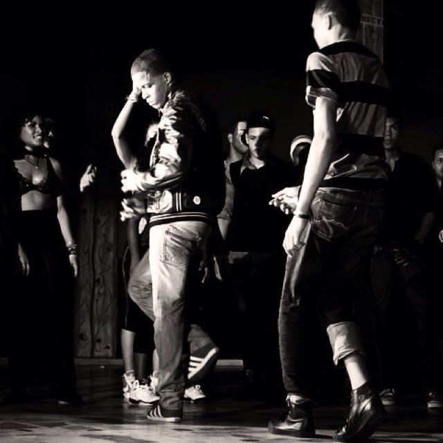 - Bailarín de Hip-Hop, Rep.Dom. Dance to Inspire not to Impress.