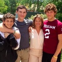 Kelly Dertinger (@kellydertinger) 's Twitter Profile