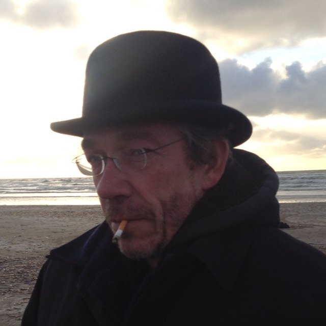 Willem Middelkoop in gesprek met NRC redacteur, Maarten Schinkel