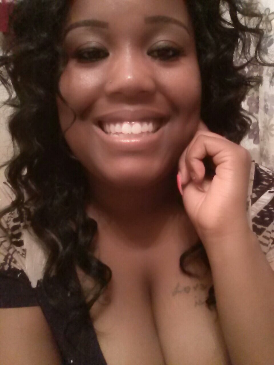 three words i live by(LIFE GOES ON). Dont waste time on time wasting shit° YOLO° #shes pretty&self motivated#followME