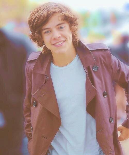 free follow from @perfectxzarry :) Go follow her she'll follow you back.