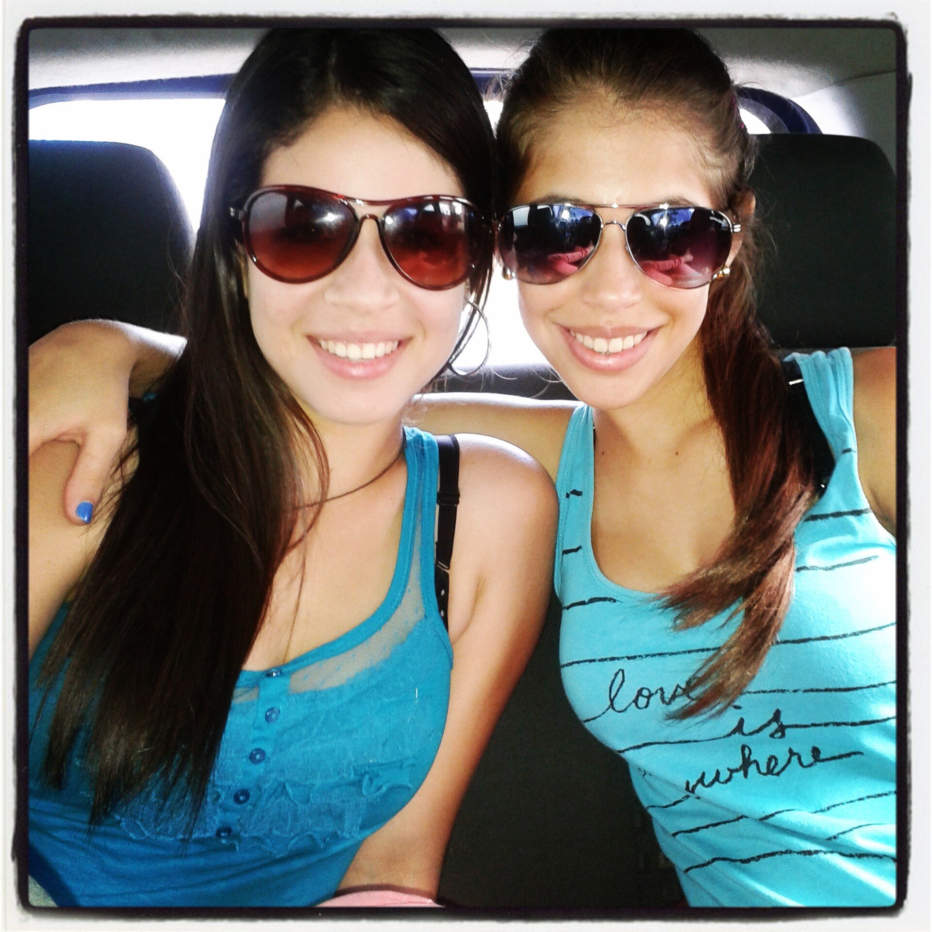 MonicaArias94's profile picture. 