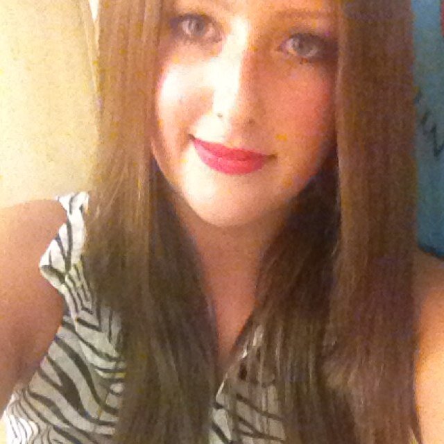 deniseantoni's profile picture. 