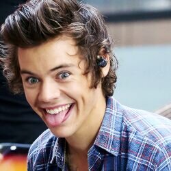 esto es un seguidor gratis, sigue a @Niallgirl_babyy da follow back si lo pides, ayuda a llegar a los 1000 seguidores. por favor