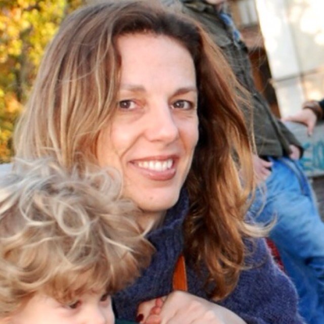 claravf's profile picture. 