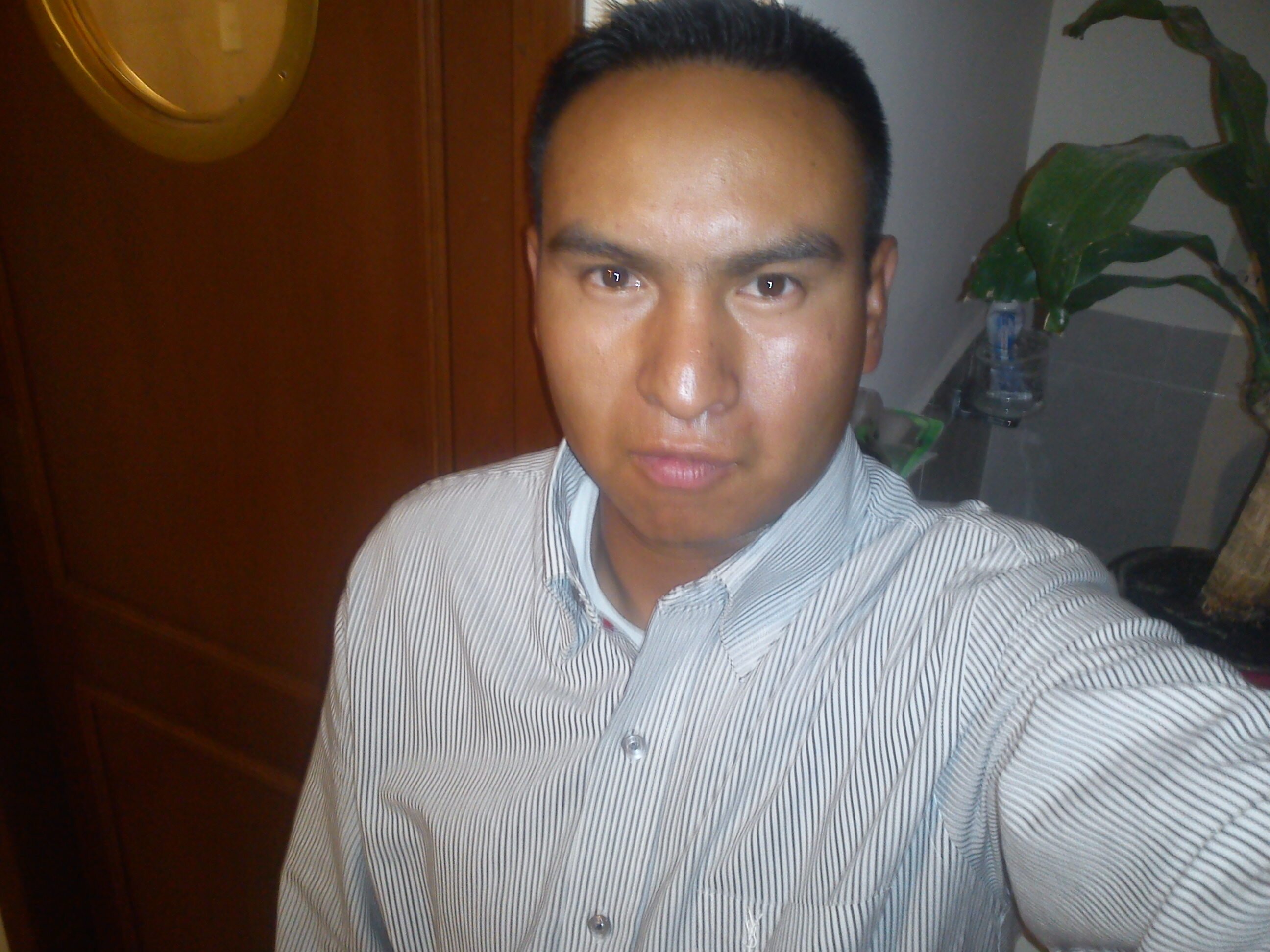 soy buena onda me guszta ser respetuoso y hacer amistades en todas partes con gente nueva y profesionales