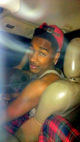 17 enjoying life. . Finesser finesser finesser this is my life