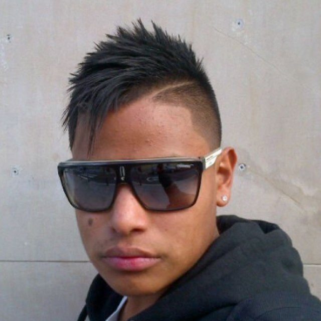 Facebook: Erik Rodriguez Umpierrez
instagram: erikurodriguez