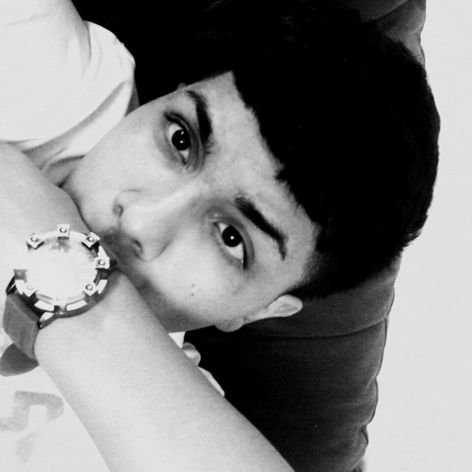 INSTAGRAM @Cris2Trap