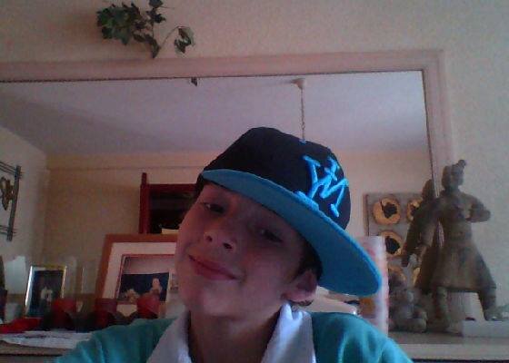 Student, 15 year old freshman at Washington High (Iowa). Summer extra/actor for A.N.T. Farm