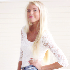 issupremee's profile picture. Doy follow back.Soy directioner.