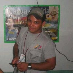 jonny8612's profile picture. idealista y terco jeje... soy un chico normal amante de la vida y del amor!! Muy Timido :$ algo acido segun dicen... =D