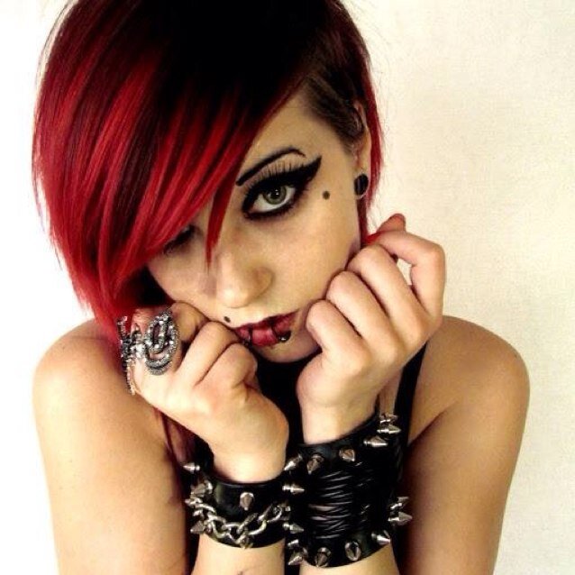 [Not Real. Roleplay] I'm a weird okay | Single