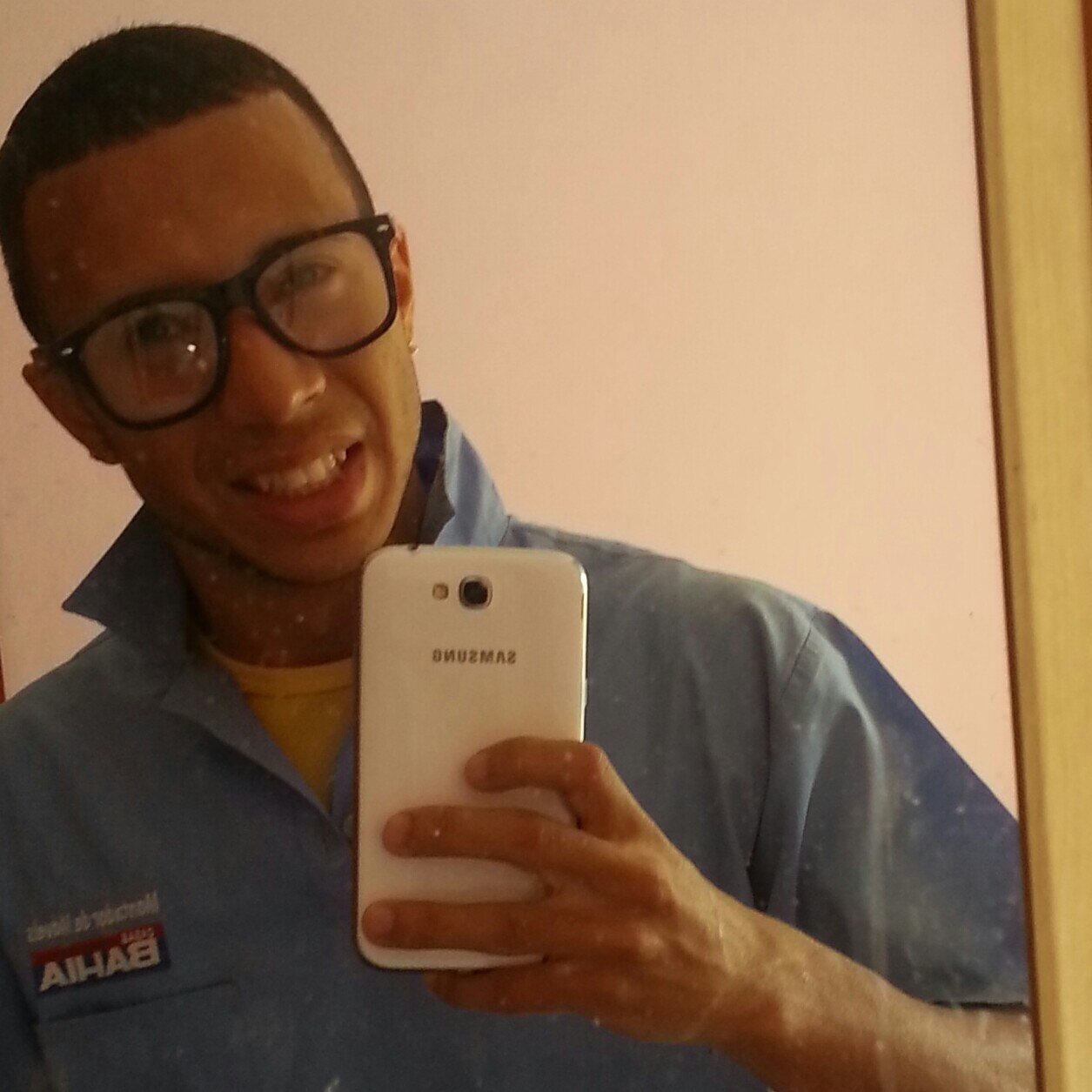 Osmarzinho18's profile picture. 