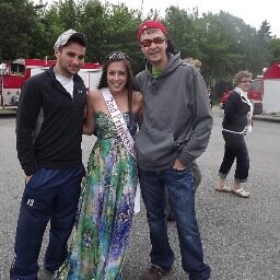 amuise13's profile picture. 