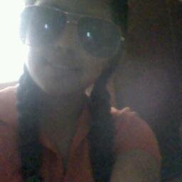 soy directioner!!! me gusta bailar :) !vacaciones!super!!