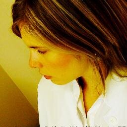 DianaUCOSantos's profile picture. Mulher. Mãe. Nutricionista. Feliz!