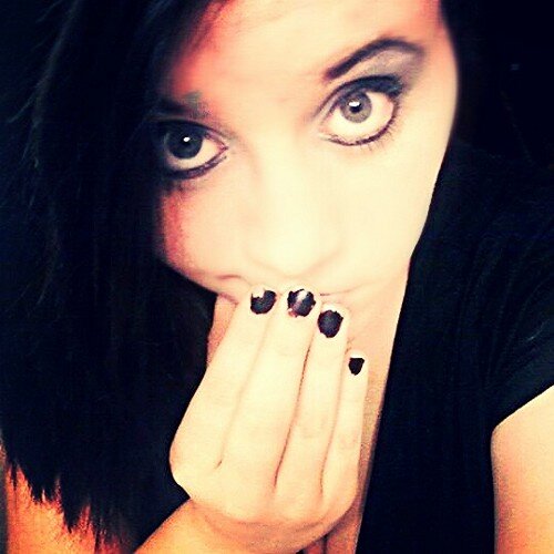 kykyhatfield's profile picture. 