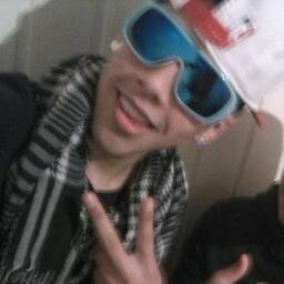 Aqui é a @_Steeefani e vim aqui fazer a Bio do meu lindo que Amo Muito 33 mesmo longe (muitoo longe kk') .. Só pra avisar to com muitas saudades ! Vc faz falta