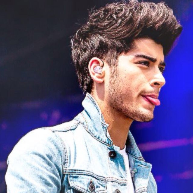 HI EVERYONE! This is follow free for you, don't follow me here! Follow me on @liziarroyo96 I follow you back just ask! Love u lots xx