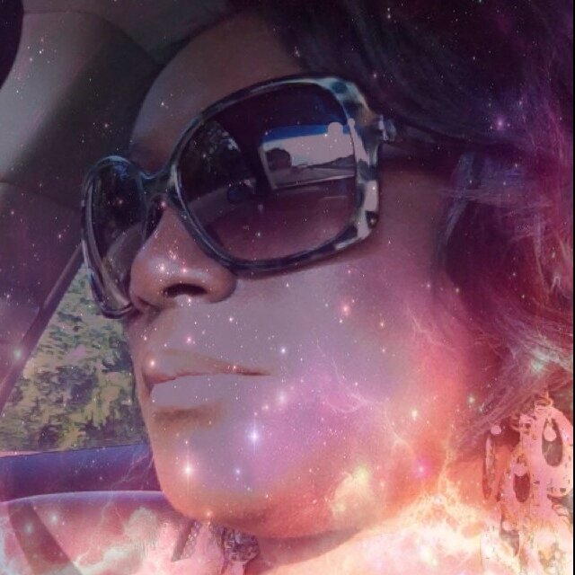 ♢VirtuousLadi ♢Creator of: #FIREman™ Series... ♢Writer ♢Poet ♢Music♫Lover ♢Car Aficianado ♢Joint heir w/Yeshua Ha'mashiach (Jesus) || Instagram: dj_royal_t